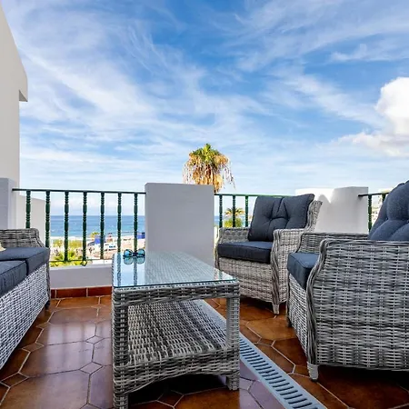 公寓 Sea Front Spacious 2 Bedroom *