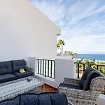 Sea Front Spacious 2 Bedroom Costa Adeje (Tenerife)