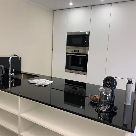 Sea Front Spacious 2 Bedroom شقة