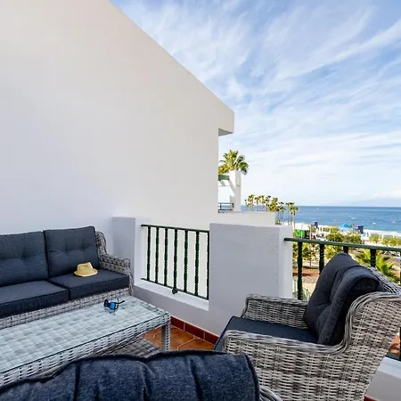 Sea Front Spacious 2 Bedroom Costa Adeje (Tenerife)